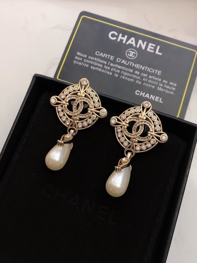 Ch**el earrings